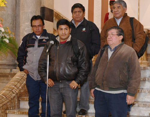 Guido Mitma y otros dirigentes de la COB, luego de haberse reunido con Evo Morales en Marzo de 2017. Foto: R Zaconeta/ABI